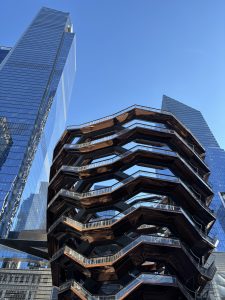 Edificio Hudson Yards en Nueva York, con su arquitectura moderna